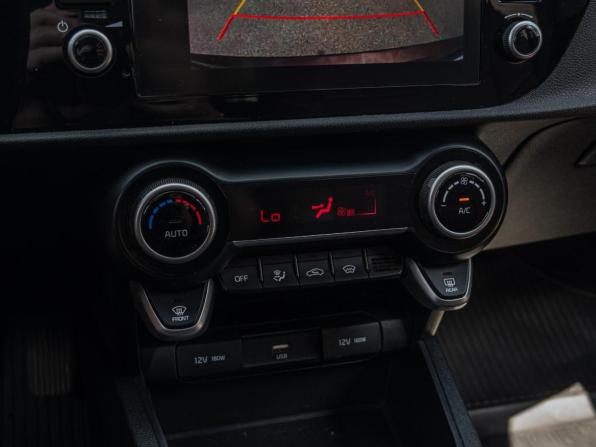 Kia Rio IV Рестайлинг с пробегом 2021 года, цена 1 770 000 рублей, 89540 км, хэтчбек, Автокод Объявления