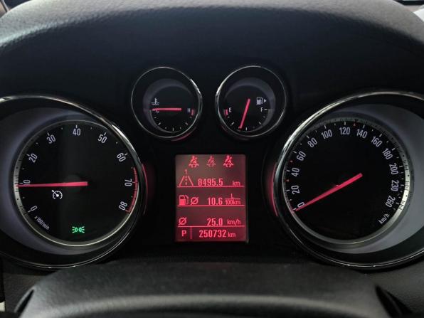 Opel Mokka I с пробегом 2012 года, цена 850 000 рублей, 250731 км, внедорожник, Автокод Объявления
