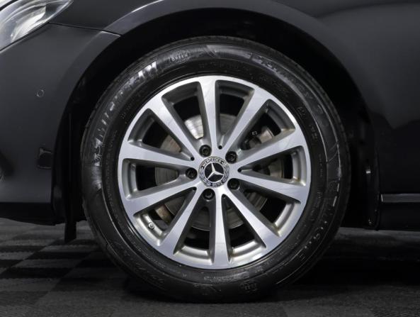 Mercedes-Benz E-Класс V (W213 S213 C238) с пробегом 2018 года, цена 2 198 000 рублей, 174064 км, седан, Автокод Объявления