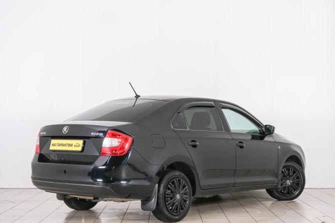 Skoda Rapid I с пробегом 2016 года, цена 859 000 рублей, 183881 км, лифтбек, Автокод Объявления