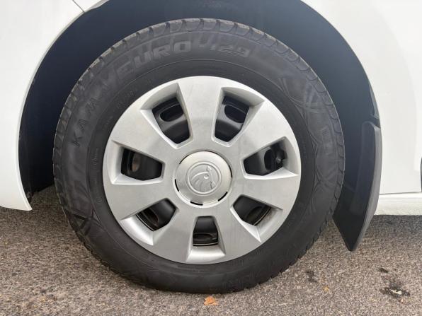 Skoda Rapid I Рестайлинг с пробегом 2019 года, цена 1 290 000 рублей, 100082 км, лифтбек, Автокод Объявления