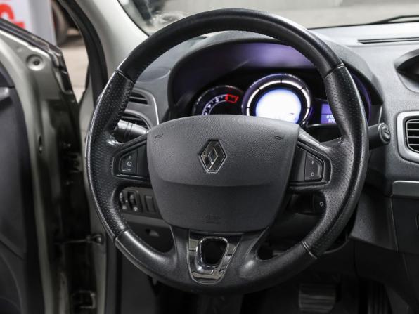 Renault Fluence I Рестайлинг с пробегом 2014 года, цена 879 000 рублей, 61000 км, седан, Автокод Объявления