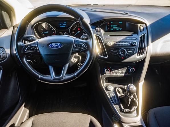 Ford Focus III Рестайлинг с пробегом 2015 года, цена 930 000 рублей, 197097 км, седан, Автокод Объявления