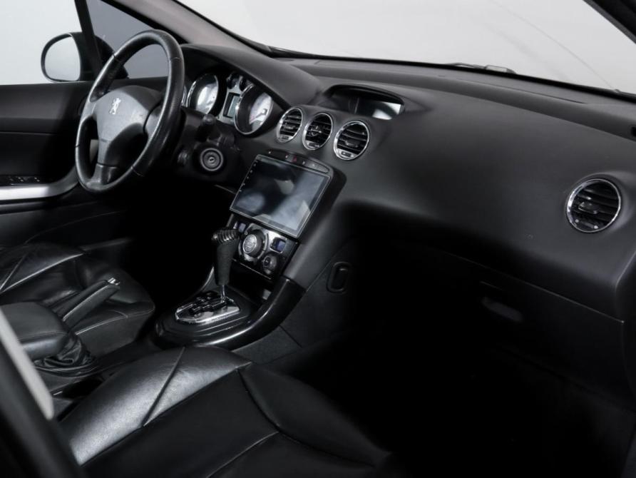 Peugeot 308 I Москва  - изображение 9