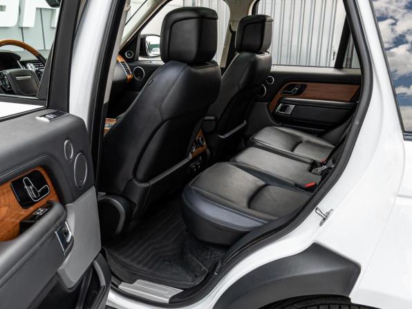 Land Rover Range Rover IV Рестайлинг с пробегом 2018 года, цена 5 350 000 рублей, 159042 км, внедорожник, Автокод Объявления