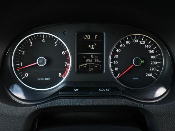 Volkswagen Polo V с пробегом 2010 года, цена 729 000 рублей, 292195 км, хэтчбек, Автокод Объявления