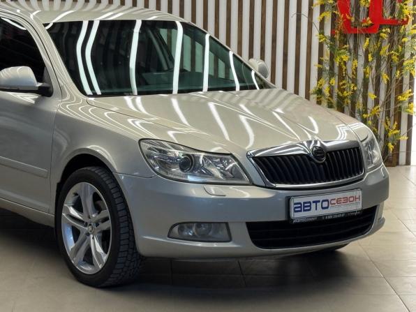 Skoda Octavia II (A5) Рестайлинг с пробегом 2012 года, цена 695 000 рублей, 183000 км, лифтбек, Автокод Объявления