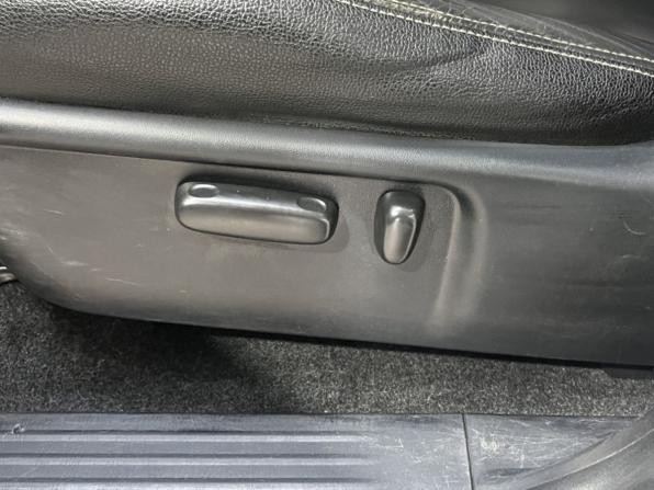Toyota Hilux VII Рестайлинг с пробегом 2014 года, цена 2 365 000 рублей, 231247 км, offers.body_type.unknown, Автокод Объявления