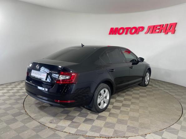 Skoda Octavia III (A7) Рестайлинг с пробегом 2017 года, цена 1 580 000 рублей, 186524 км, лифтбек, Автокод Объявления