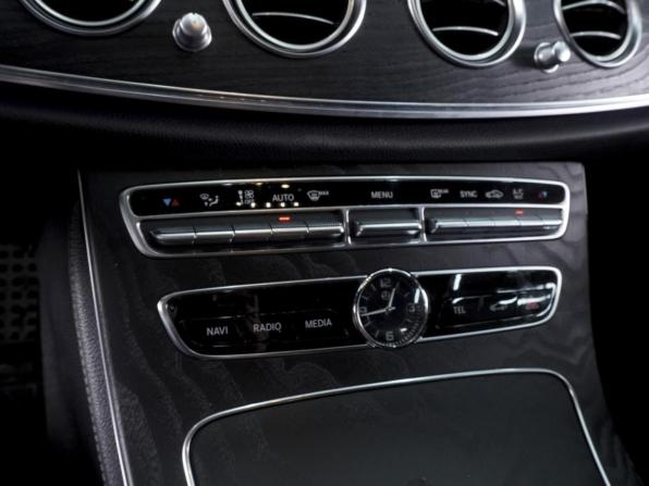 Mercedes-Benz E-Класс V (W213 S213 C238) с пробегом 2019 года, цена 4 169 000 рублей, 100579 км, седан, Автокод Объявления