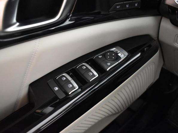 Kia Carnival IV с пробегом 2021 года, цена 4 159 900 рублей, 38177 км, минивэн, Автокод Объявления