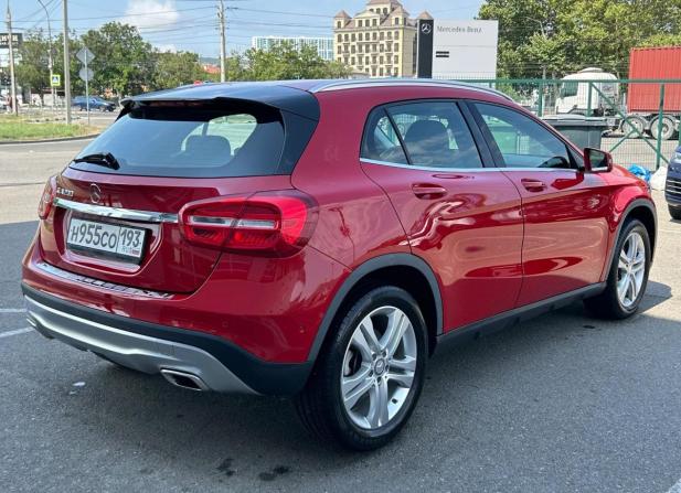Mercedes-Benz GLA I (X156) с пробегом 2015 года, цена 1 650 000 рублей, 108000 км, внедорожник, Автокод Объявления
