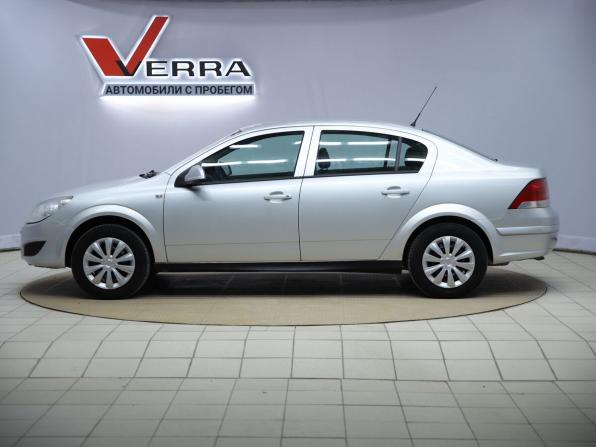 Opel Astra H Рестайлинг с пробегом 2012 года, цена 540 000 рублей, 226755 км, седан, Автокод Объявления