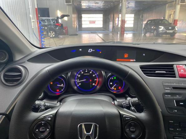 Honda Civic IX с пробегом 2012 года, цена 1 015 000 рублей, 226810 км, хэтчбек, Автокод Объявления