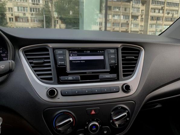 Hyundai Solaris II с пробегом 2019 года, цена 1 540 000 рублей, 53000 км, седан, Автокод Объявления