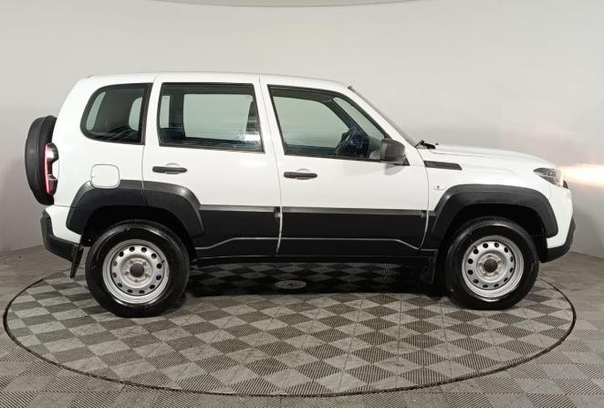 Lada (ВАЗ) Niva Travel I с пробегом 2023 года, цена 930 000 рублей, 43657 км, внедорожник, Автокод Объявления