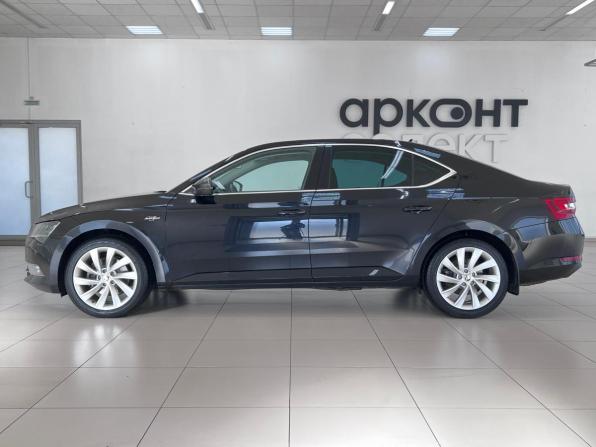Skoda Superb III с пробегом 2015 года, цена 1 790 000 рублей, 204129 км, лифтбек, Автокод Объявления
