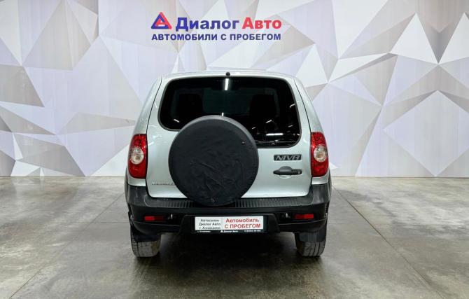 Chevrolet Niva I Рестайлинг с пробегом 2017 года, цена 570 000 рублей, 122459 км, внедорожник, Автокод Объявления