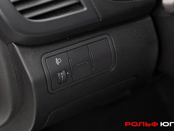 Hyundai Solaris I Рестайлинг с пробегом 2015 года, цена 878 000 рублей, 157632 км, седан, Автокод Объявления