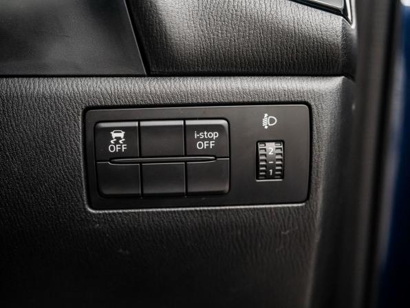 Mazda Axela III с пробегом 2013 года, цена 1 127 000 рублей, 100000 км, хэтчбек, Автокод Объявления