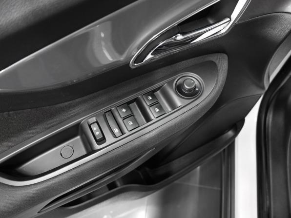 Opel Mokka I с пробегом 2012 года, цена 1 095 000 рублей, 159314 км, внедорожник, Автокод Объявления