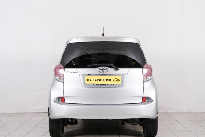 Toyota Ractis II с пробегом 2015 года, цена 859 000 рублей, 205000 км, хэтчбек, Автокод Объявления