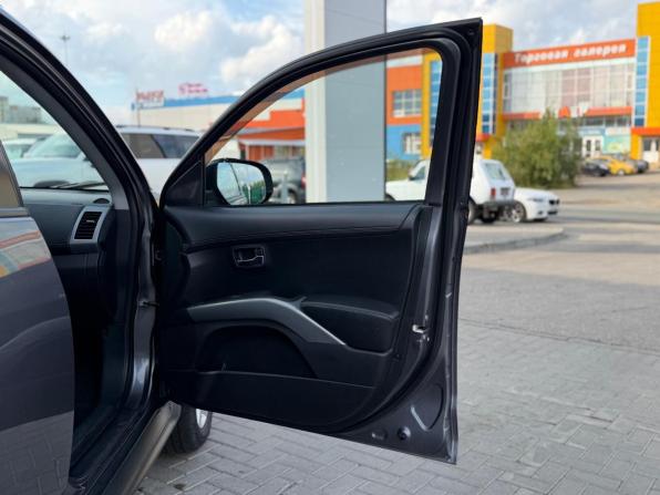 Mitsubishi Outlander II Рестайлинг с пробегом 2010 года, цена 1 250 000 рублей, 255243 км, внедорожник, Автокод Объявления