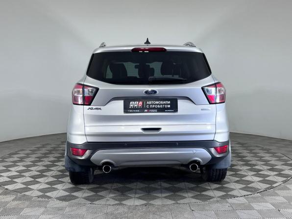 Ford Kuga II Рестайлинг с пробегом 2017 года, цена 1 330 000 рублей, 142500 км, внедорожник, Автокод Объявления