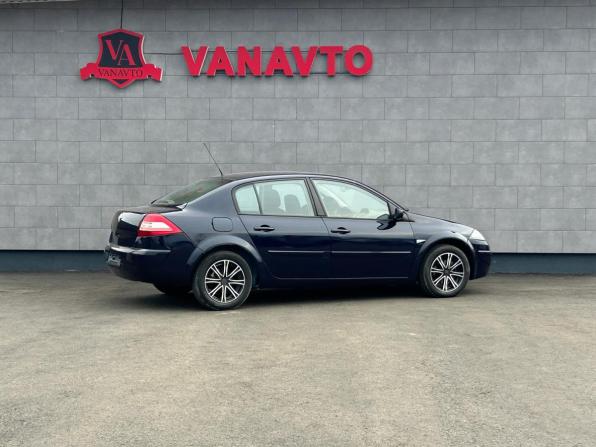 Renault Megane II Рестайлинг с пробегом 2008 года, цена 400 000 рублей, 209000 км, седан, Автокод Объявления