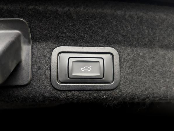 Audi A6 V (C8) с пробегом 2019 года, цена 3 545 000 рублей, 74508 км, седан, Автокод Объявления