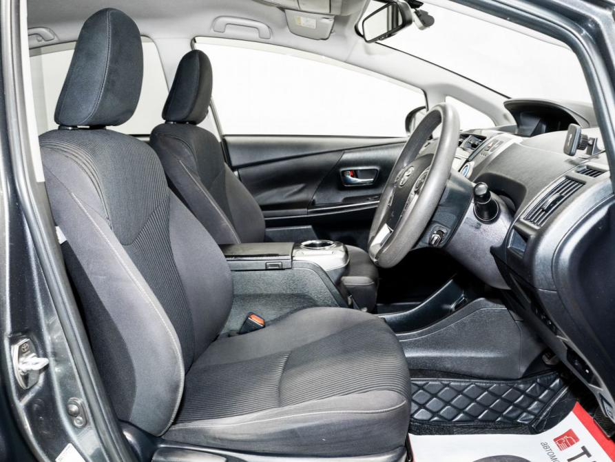 Toyota Prius Alpha I (ZVW40/41) Рестайлинг Чита  - изображение 6