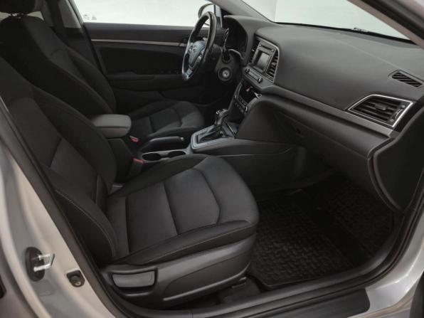 Hyundai Elantra VI (AD) с пробегом 2018 года, цена 1 495 000 рублей, 118061 км, седан, Автокод Объявления