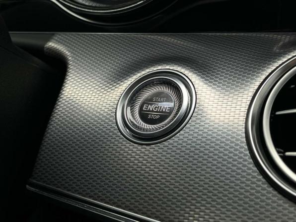 Mercedes-Benz E-Класс V (W213 S213 C238) с пробегом 2019 года, цена 2 329 000 рублей, 165224 км, седан, Автокод Объявления