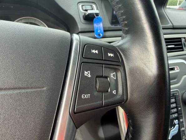 Volvo XC70 II с пробегом 2011 года, цена 1 255 000 рублей, 321000 км, универсал, Автокод Объявления