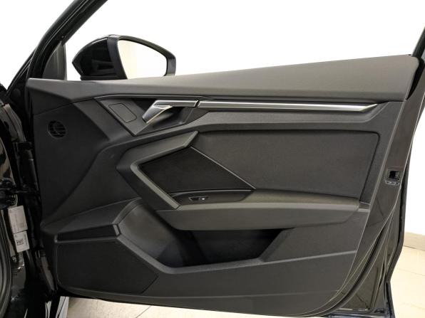 Audi A3 IV (8Y) с пробегом 2021 года, цена 2 990 000 рублей, 53867 км, седан, Автокод Объявления