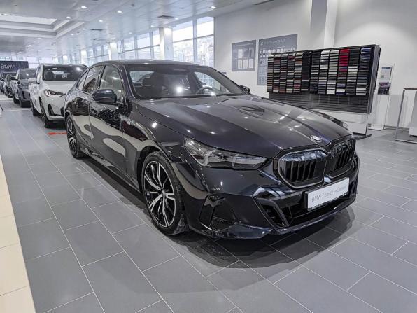 BMW 5 серии VIII (G60/G61/G68) с пробегом 2024 года, цена 9 200 000 рублей, 6623 км, седан, Автокод Объявления