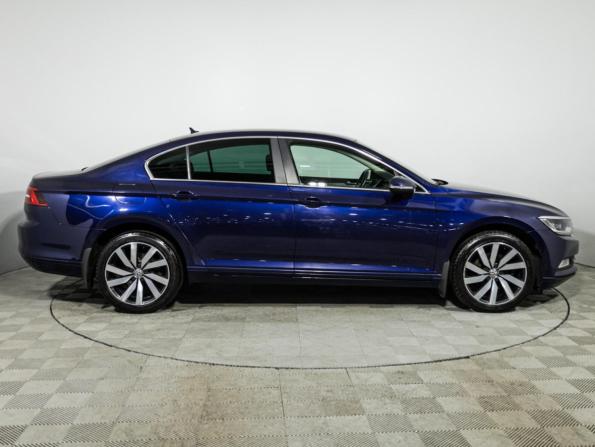 Volkswagen Passat B8 с пробегом 2019 года, цена 2 549 700 рублей, 102998 км, седан, Автокод Объявления