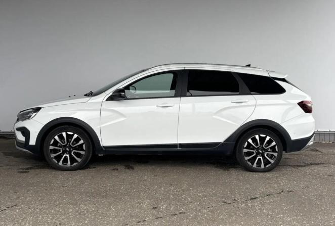Lada (ВАЗ) Vesta I Рестайлинг (NG) с пробегом 2025 года, цена 1 595 000 рублей, 13773 км, универсал, Автокод Объявления