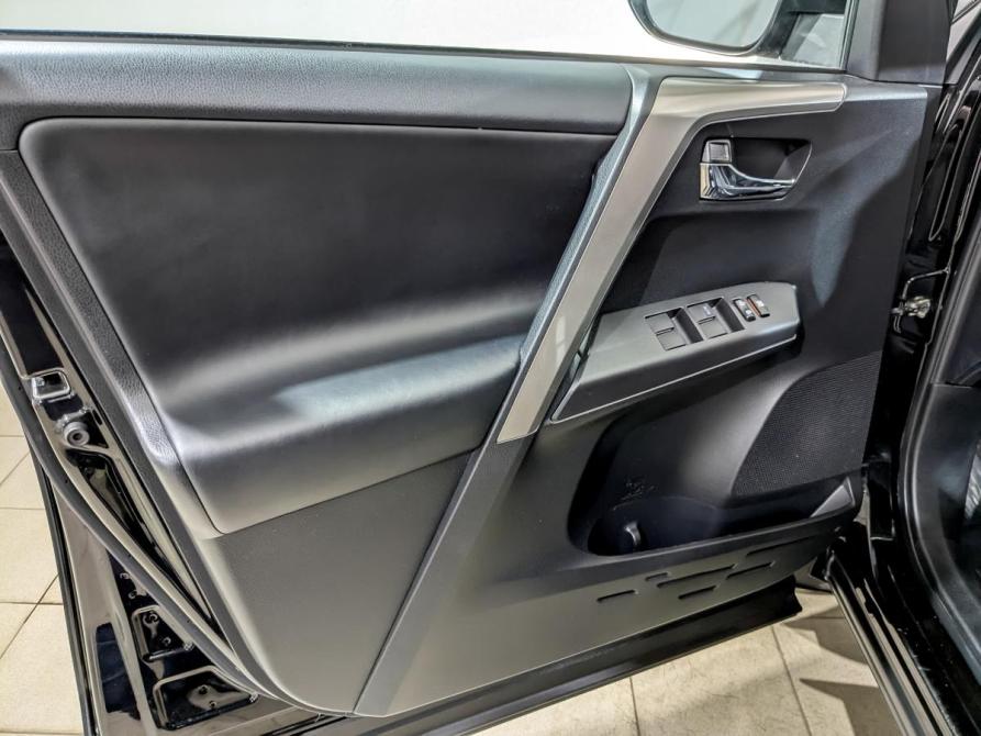Toyota RAV4 IV (XA40) Рестайлинг Москва  - изображение 19