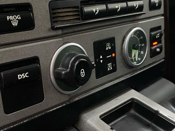 Land Rover Range Rover III Рестайлинг с пробегом 2006 года, цена 865 000 рублей, 259924 км, внедорожник, Автокод Объявления