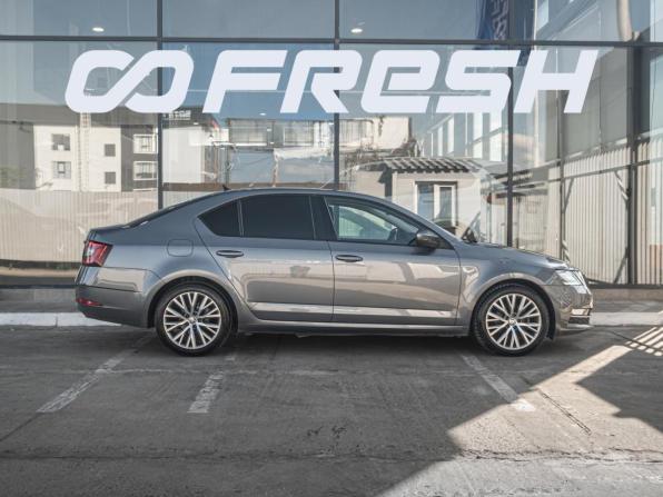 Skoda Octavia III (A7) Рестайлинг с пробегом 2018 года, цена 1 939 000 рублей, 124603 км, лифтбек, Автокод Объявления