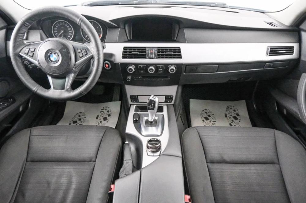 BMW 5 серии V (E60/E61) Рестайлинг Красноярск  - изображение 11