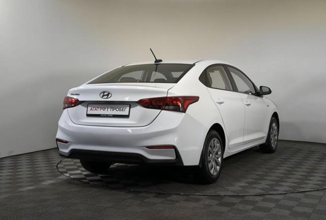 Hyundai Solaris II с пробегом 2018 года, цена 1 089 000 рублей, 77190 км, седан, Автокод Объявления