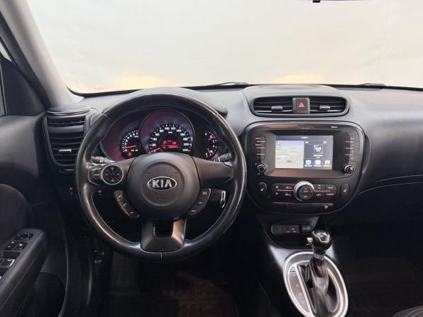 Kia Soul II Рестайлинг с пробегом 2018 года, цена 1 550 000 рублей, 106000 км, хэтчбек, Автокод Объявления