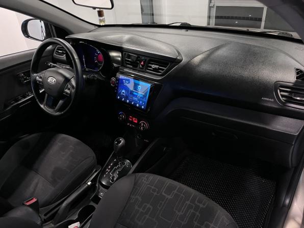 Kia Rio III с пробегом 2011 года, цена 650 000 рублей, 202516 км, седан, Автокод Объявления