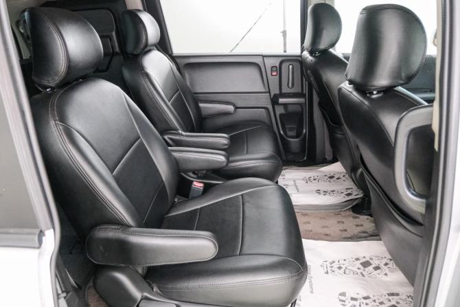 Honda Freed I Рестайлинг с пробегом 2013 года, цена 1 129 000 рублей, 147000 км, компактвэн, Автокод Объявления