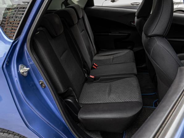 Toyota Ractis II с пробегом 2012 года, цена 850 000 рублей, 122331 км, хэтчбек, Автокод Объявления