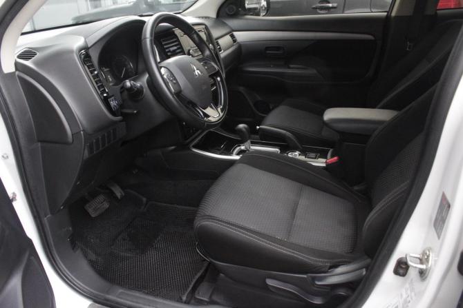 Mitsubishi Outlander III Рестайлинг 2 с пробегом 2018 года, цена 1 940 000 рублей, 154372 км, внедорожник, Автокод Объявления