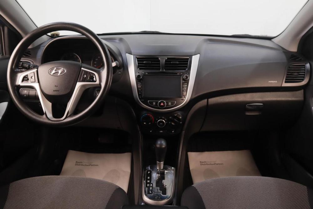 Hyundai Solaris I Челябинск  - изображение 10