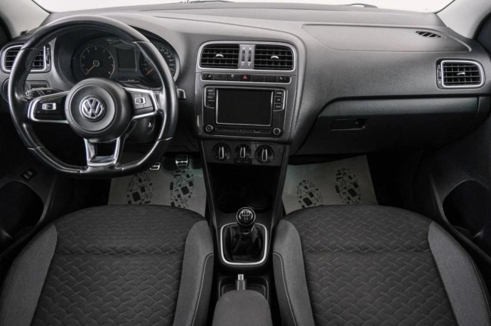 Volkswagen Polo V Рестайлинг Красноярск  - изображение 11